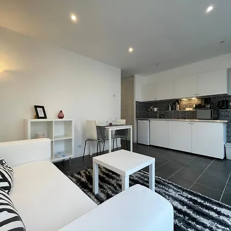 Design & Confort - Parking - Proche Gare Appartement